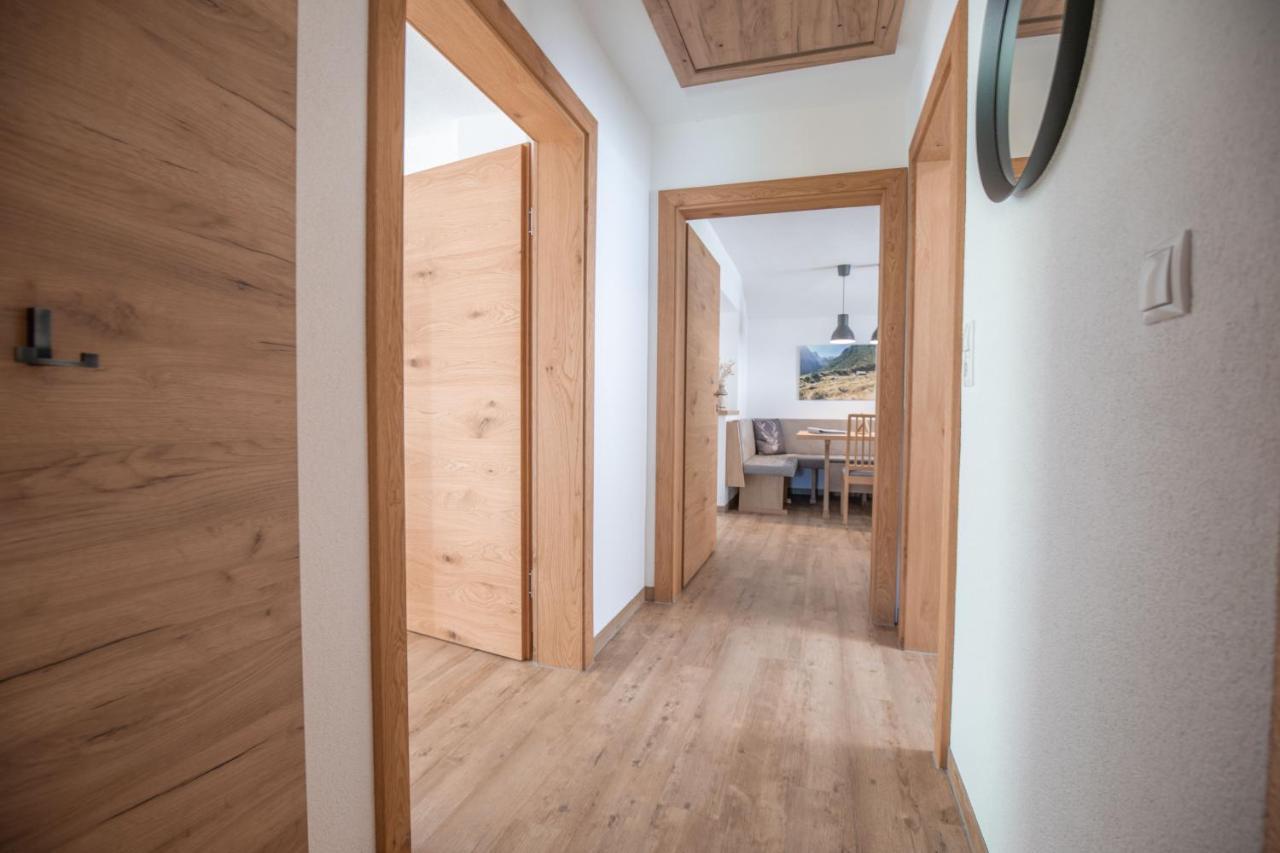 Apart Alp Line Apartment Mils bei Imst Exterior photo